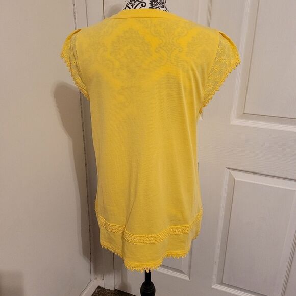 Kim Roger's yellow embroidered top - Picture 3 of 7
